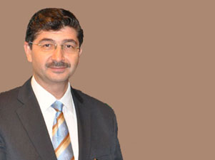 Risale-i Nur'daki simetrilere dikkat etmek gerekir