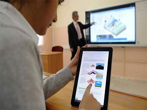 Öğrencilere tablet uyarısı: Çok oyun oynamayın