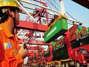 Çin hızla büyüyor