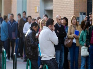 Yunan gençlerin üçte ikisi işsiz