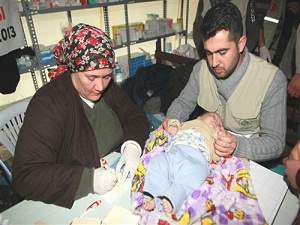 Türk Sağlık Ekibi, Suriye'de Sağlık Taraması Yaptı