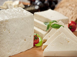 Beyaz peynire kireç katıyorlar!