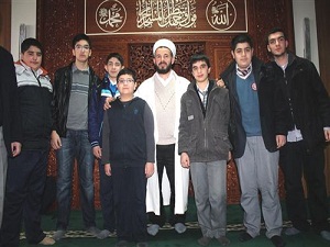 40 gün camide namaz kılan çocuğa tablet bilgisayar