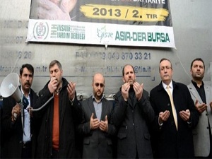 Yardımlar dualarla uğurlandı