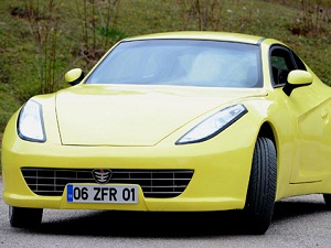 Başbakana söz verdi, elektrikli oto üretti