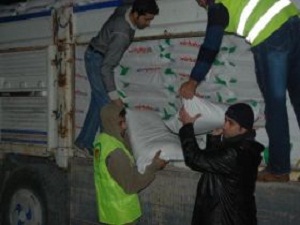 Doktorlardan Suriyelilere Un Yardımı