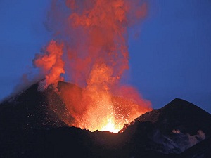 Kamçatka volkanı hareketlendi