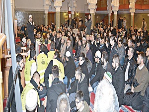 Haçlının başladığı yerde namaz anlatıldı