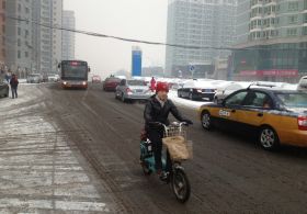 Çin’de Akaryakıt Kalitesi Tartışılıyor