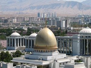 Türkmenistan'dan petrol hamlesi