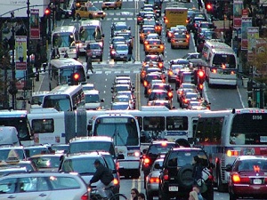 Sıkışık trafik ABD'ye pahalıya mal oluyor