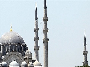 7 asırlık cami yıkılma tehlikesi yaşıyor