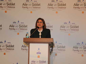 Başörtülüler daha ne kadar görmezden gelinecek?