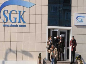 SGK 27 milyar alacağını 'e-haciz'leyecek