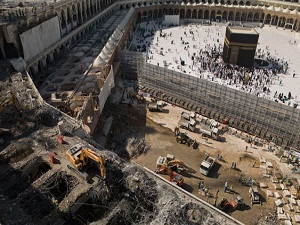 Kabe'de tavaf alanı genişletiliyor