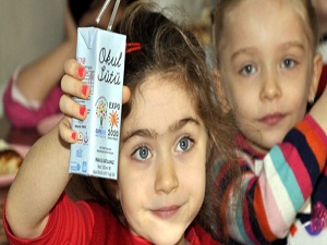 Uzmanlardan okul sütü uyarısı