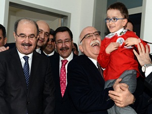 Koza İpek ailesinden dev hizmet