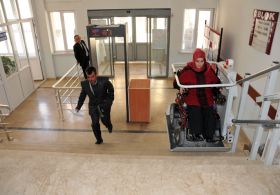 Valilik Binasında Engeller Kalktı