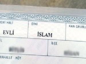 Din hanesi isteğe bağlı kalıyor