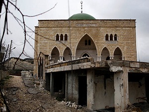 Esad özellikle cuma namazında bombalıyor