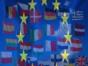 AB'den Suriye'ye 3 ay daha ambargo