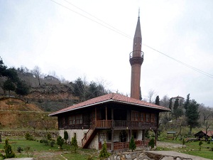 Çivisiz cami, 200 yıldır ayakta