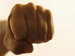 Koruma altındaki kadınlardan eve ölümcül dönüş