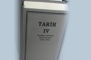 Tarih kitaplarında Hz. Muhammed'e hakaret