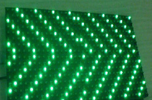 Bu okulda artık zil çalmıyor, öğrenciler derse ışıkla girip çıkıyor