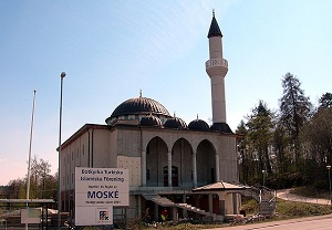 Avrupa'da tarihi minare kararı