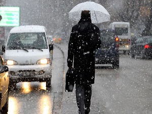 Hava durumuna dikkat! Kar geri mi geliyor?