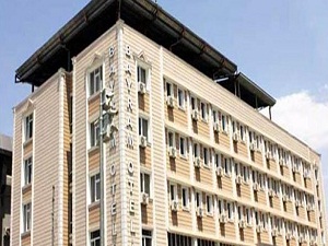 Van Bayram Otel'de memurlar aklandı