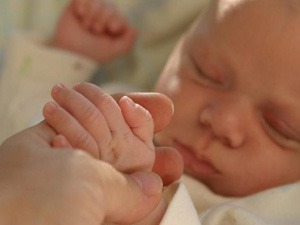 Sezaryen, otizm riskini arttırabilir