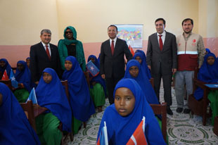 Somalili öğrenciler imam hatipte yetişecek