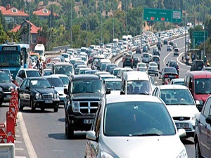 Vergi borcu olan otomobilini satamayacak!