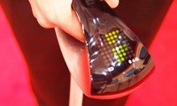 Fujitsu'dan navigasyonlu 'akıllı baston'