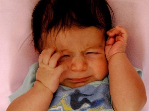 Gözler açıksa korkudan, kapalıysa ağrıdan