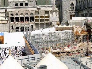 Kabe'nin çevresi değişiyor