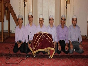 Komşuda Yunanca Kur’ân eğitimi hazırlığı