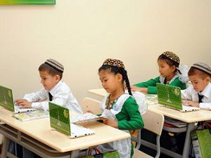 Türkmenistan’da zorunlu eğitim 12 yıla çıkartıldı