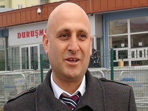 Yargılandığı davaya tercüman olarak atandı