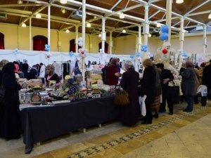 Suriye'ye yardım kermesi Feshane'de açıldı