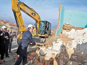 Kentsel dönüşüm için devlet 1 milyar lira kira ödeyecek