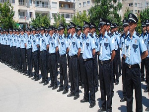 Polislerin bu hakkı memurlarla eşitleniyor!