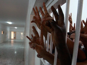 Filistinli 800 tutuklu açlık grevinde