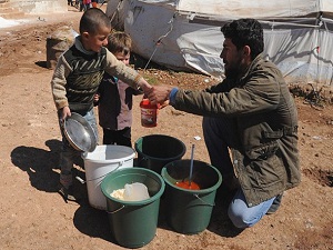 Suriyeli çocukların ağır yükü