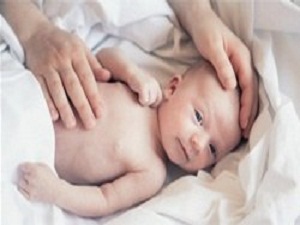 Bebekler dostu düşmanı biliyor