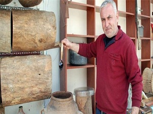 Yüz yıllık bal bulundu