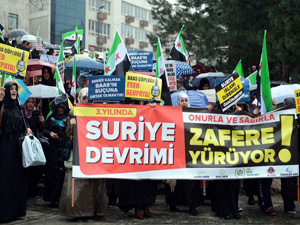 Suriye halkıyla dayanışma için yürüdüler
