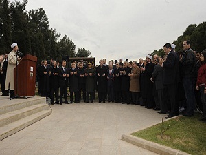 Şehitler için okunan hatimlerin duasını Görmez yaptı